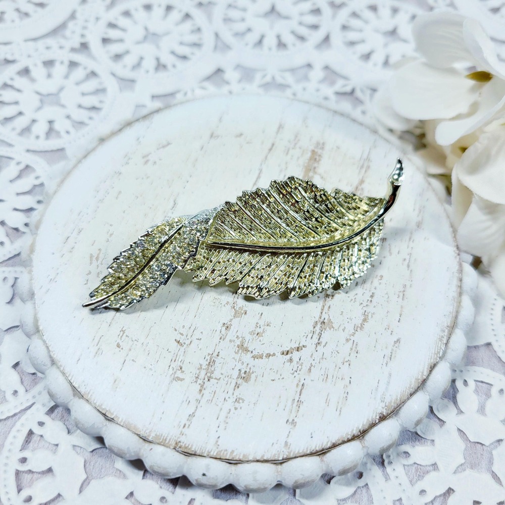 Vintage 1961 Sarah Coventry "Fashion Leaf" Brooch Textured Pin with Rhinestones